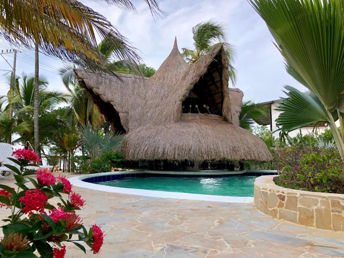 Cabanas Aqua Blue Coveñas Buitenkant foto